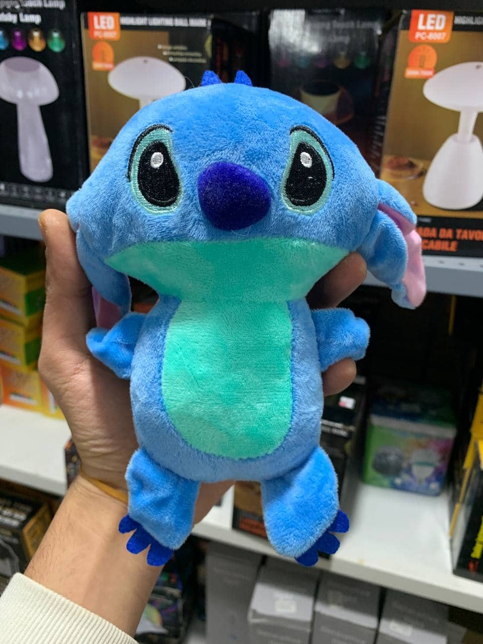 Disney Stitch en peluche  20cm  - Jouet & Gaming - صورة 10