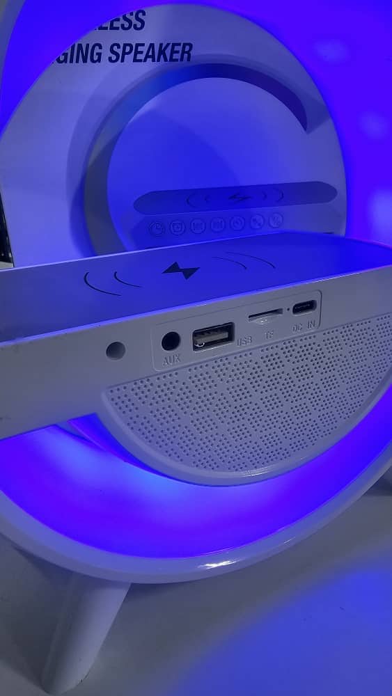 Réveil et Haut-parleur Bluetooth RGB intelligente type Big G Wireless Charger V3  -  BT-3401 - Électronique - صورة 10