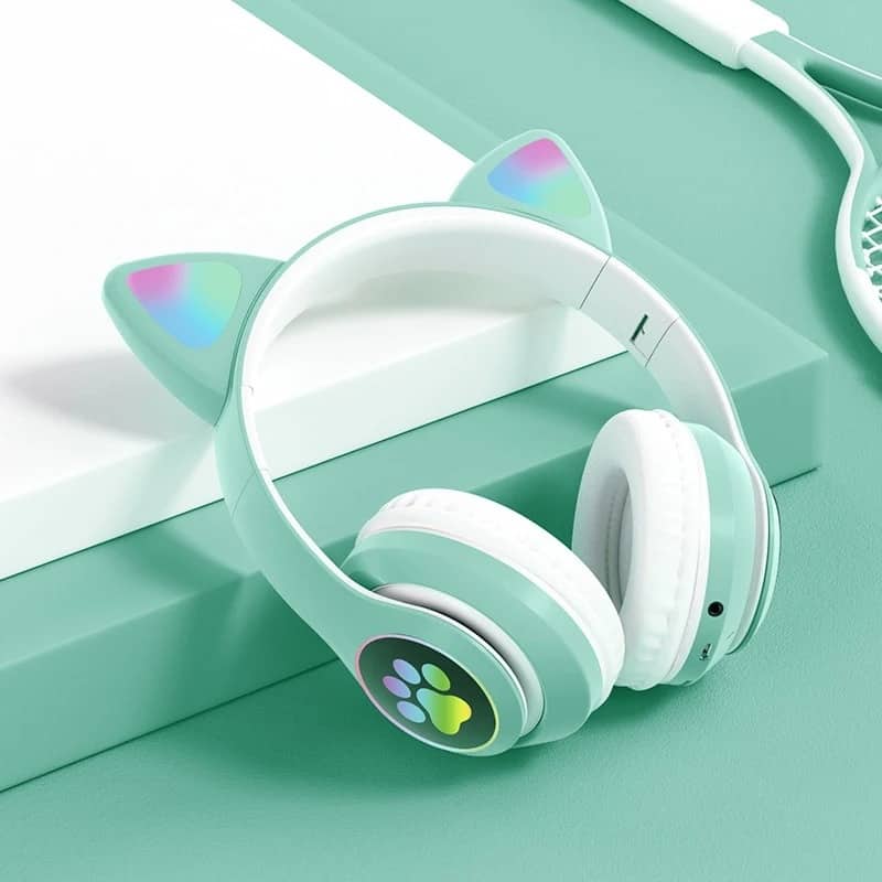 Casque stéréo Bluetooth sans fil oreilles de chat électroluminescents avec support carte TF - Électronique - صورة 4