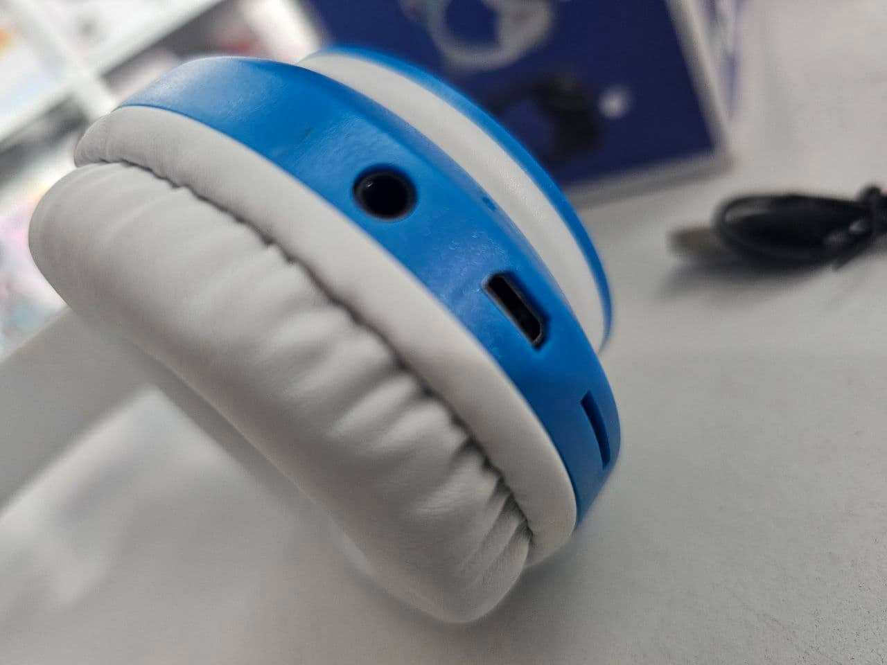 Casque stéréo Bluetooth sans fil oreilles de chat électroluminescents avec support carte TF - Électronique - صورة 9