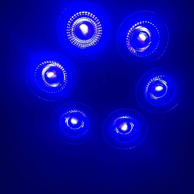 Projecteur de lumière Sonore RGB + W 4 en 1 Avec Bluetooth effet stroboscope - Électronique - صورة 7