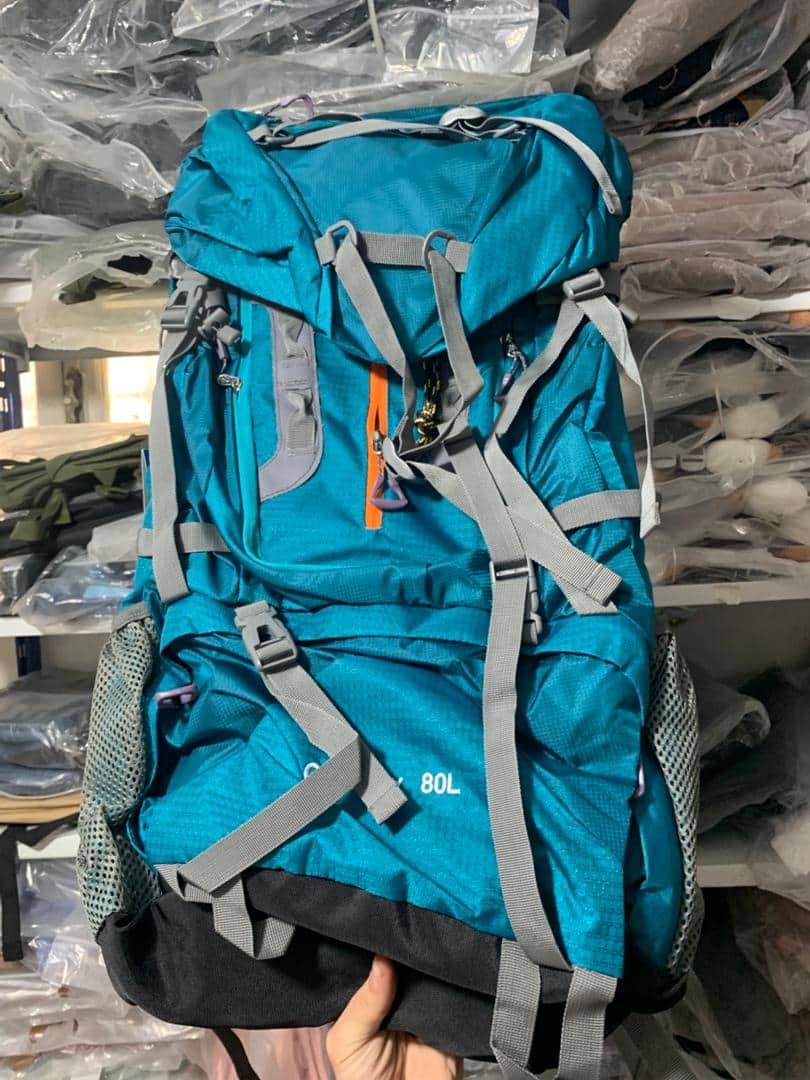 Sac à dos randonnée professionnel 80 L étanche, système de soutien dorsal léger - Camping et Randonnée - صورة 5