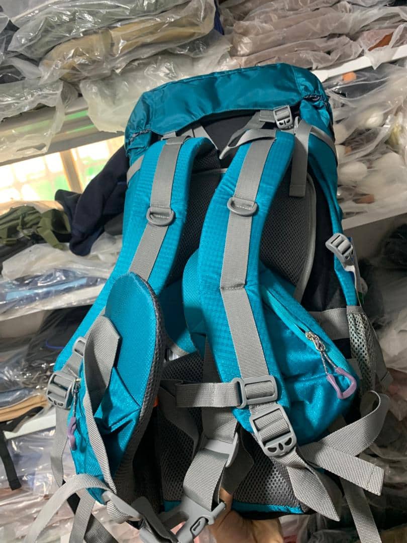 Sac à dos randonnée professionnel 80 L étanche, système de soutien dorsal léger - Camping et Randonnée - صورة 6