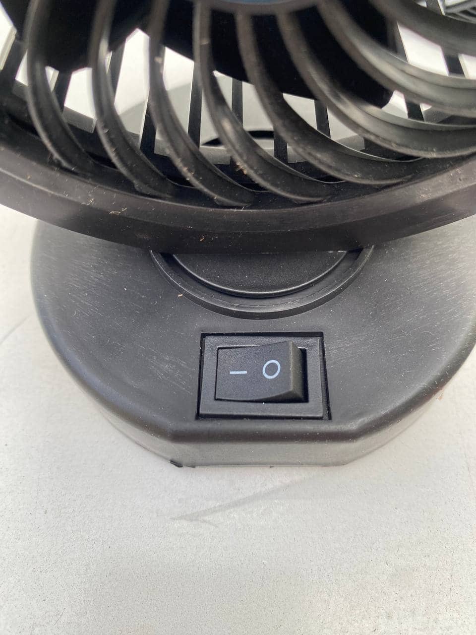 Ventilateur électrique 12V pour tableau de bord de voiture, rotatif à 360 degrés - Accessoires Auto/Moto - صورة 9