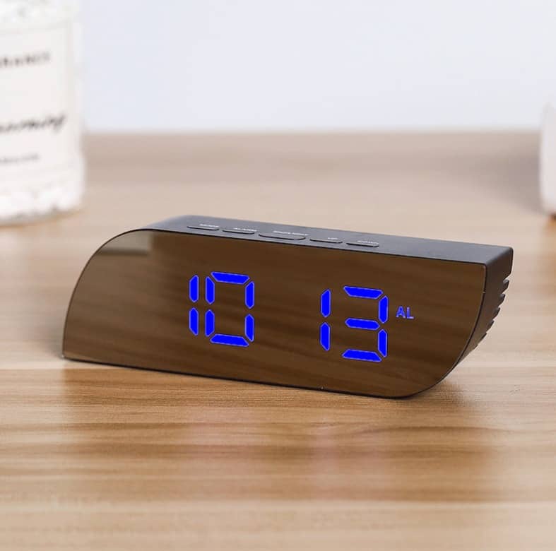 Réveil numérique intelligent horloge à affichage numérique miroir avec lumière LED - Électronique - صورة 5