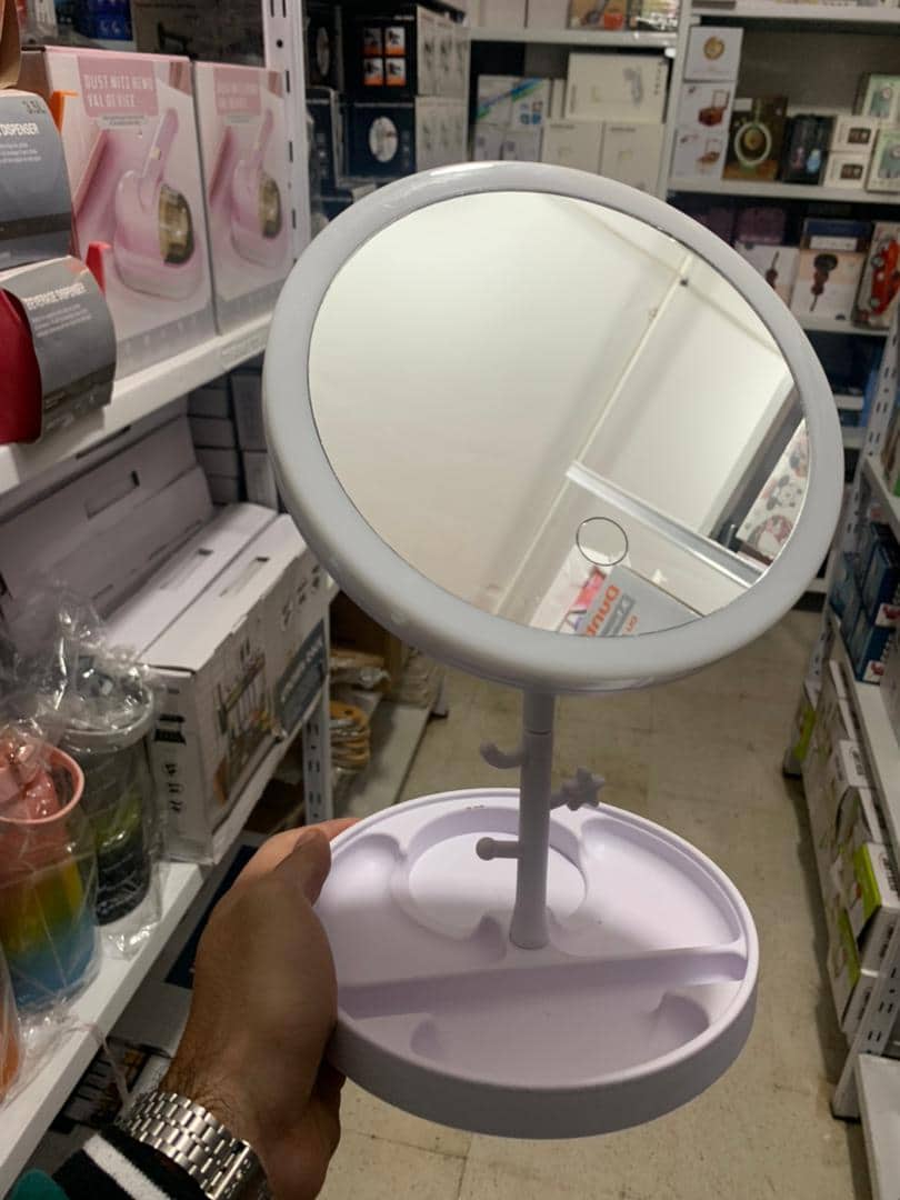 Miroir cosmétique avec lumière LED en forme Rond Rechargeable - Soins et Beauté - صورة 8