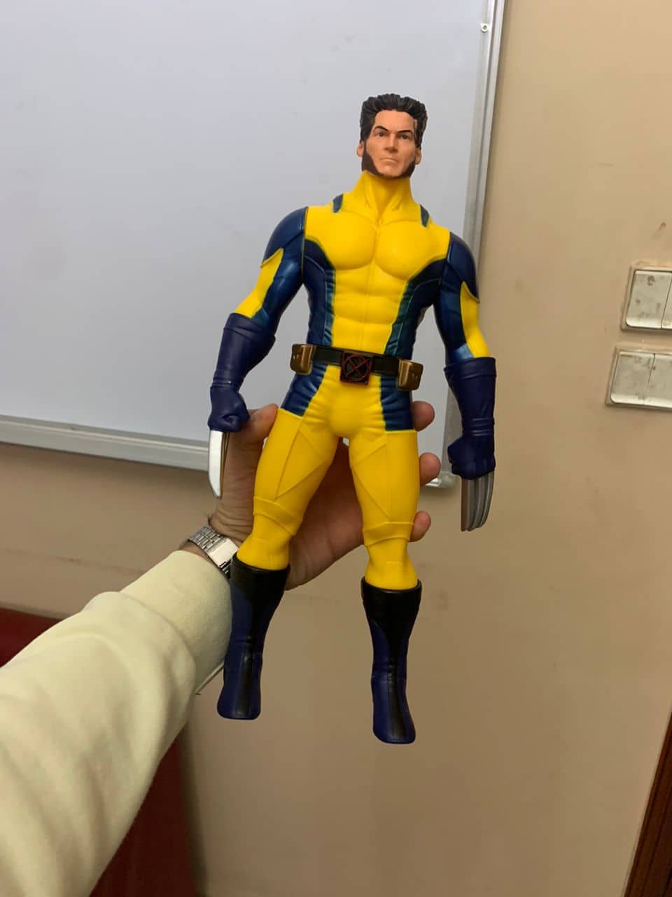 Wolverine Figurine Géant 30cm en PVC - Jouet & Gaming - صورة 7