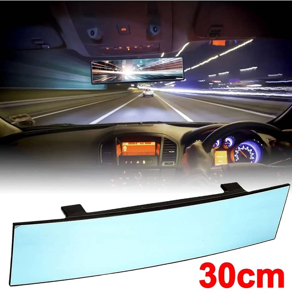 Rétroviseur panoramique de voiture grand angle.