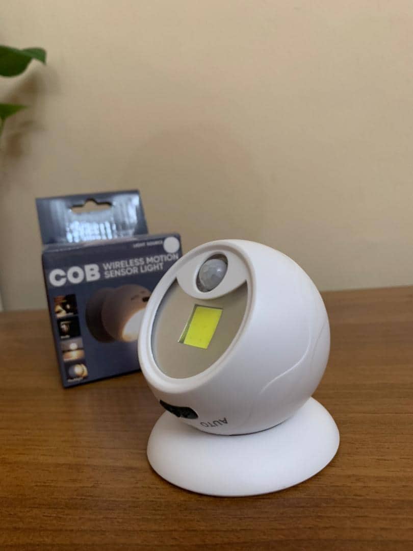 Lampe COB à détecteur de mouvement portable à 360 ° - Décoration - صورة 8