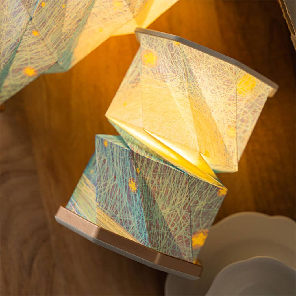 Lampe de lecture rotative portable en bois et papier Rechargeable à LED - Électronique - صورة 5