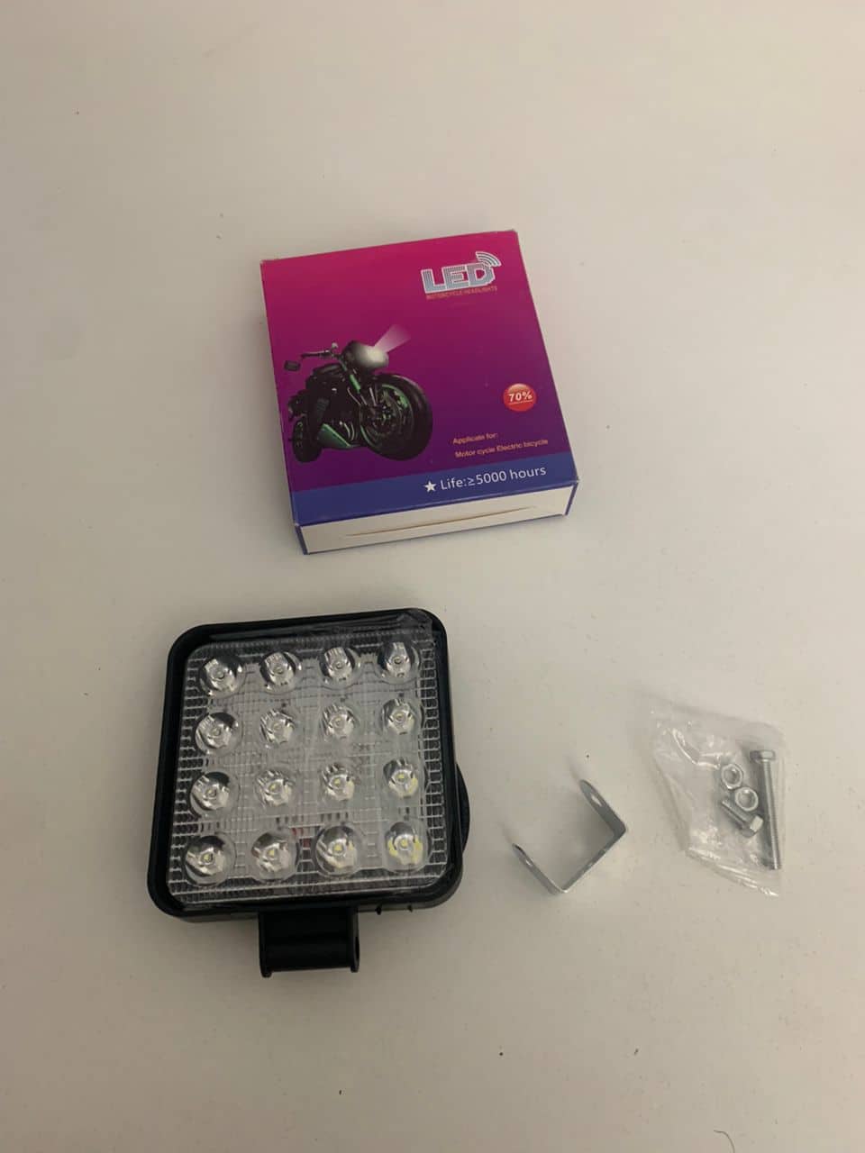 Phare de Travail LED 12V-24V en Aluminium pour Véhicules – مصابيح أمامية LED للألمنيوم 12 – 24 فولت لللمركبات - Accessoires Auto/Moto - صورة 8