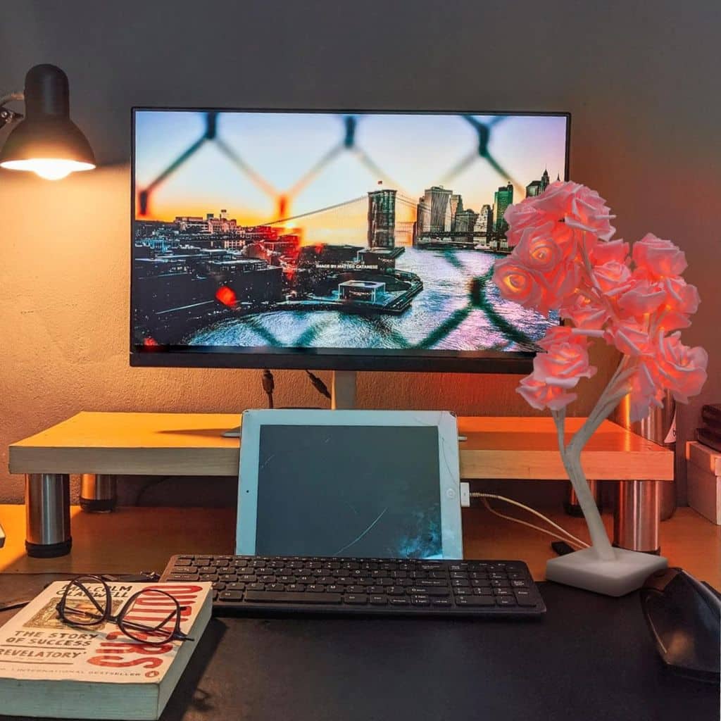 Lampe de Table fleur avec LED – مصباح طاولة زهور  - Décoration - صورة 2