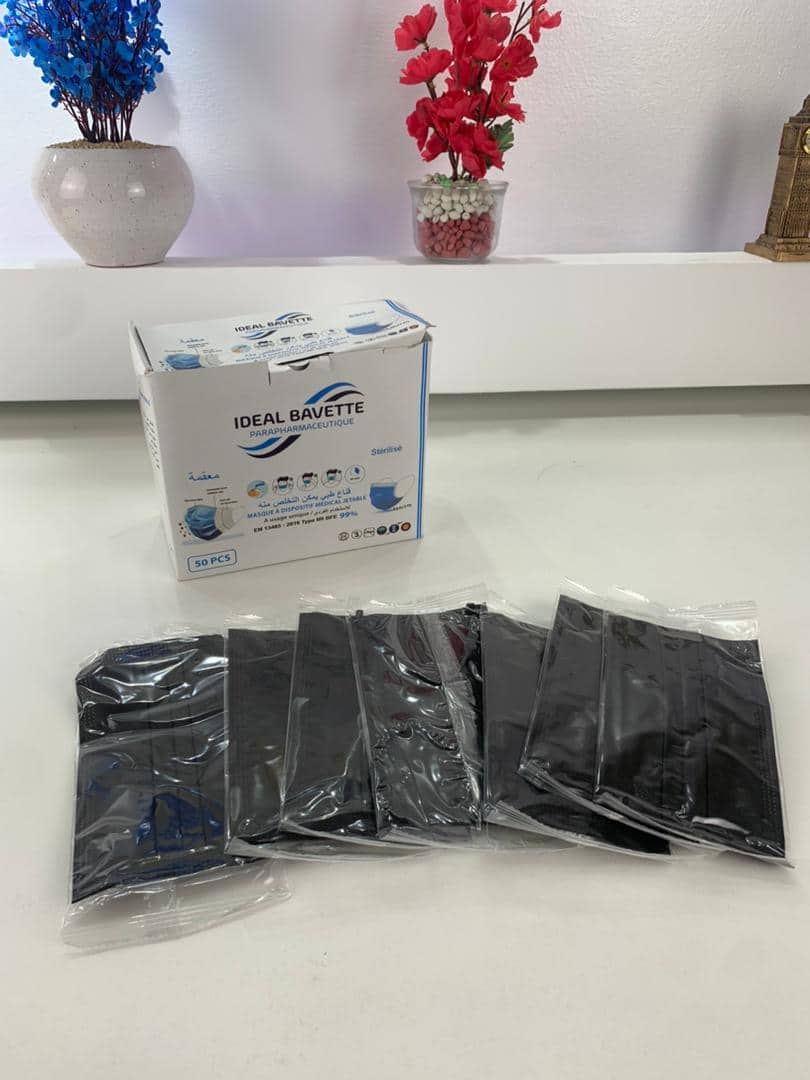 Lot de 50Pcs Bavettes jetables à trois couches - علبة كمامات سوداء - Divers - صورة 5