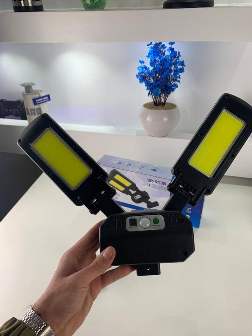 Lampadaires solaires d'extérieur 200 LED avec télécommande et détecteur de mouvement - مصباح بالطاقة الشمسية - Électronique - صورة 10