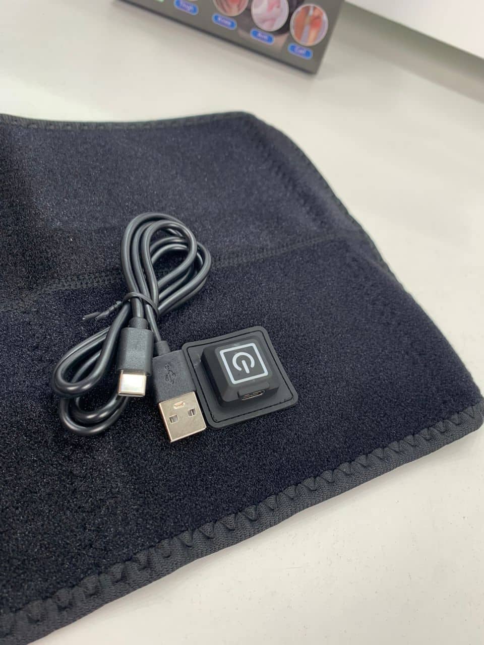 Coussin Chauffant Électronique pour Genou avec Trois Niveaux de Température – وسادة تدفئة إلكترونية للركبة بثلاث مستويات حرارة - Soins et Beauté - صورة 8