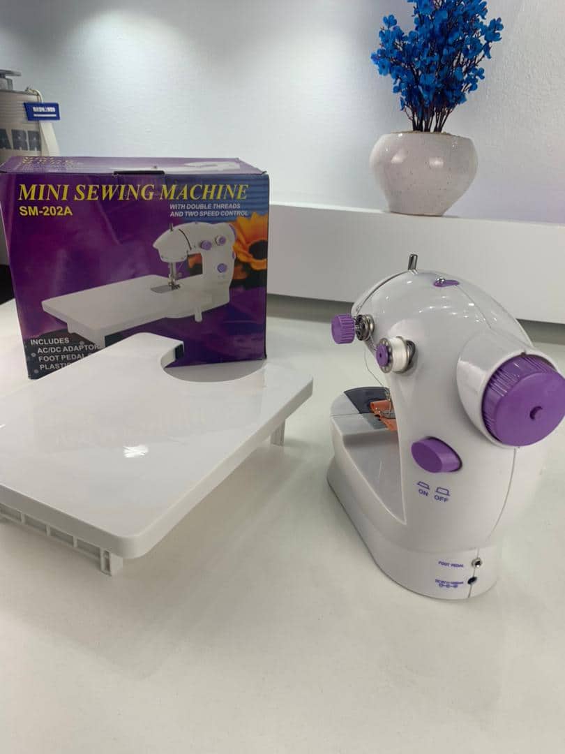 Machine à Coudre Électrique Portable avec Table  – ماكينة خياطة كهربائية محمولة مع طاولة - Divers - صورة 10