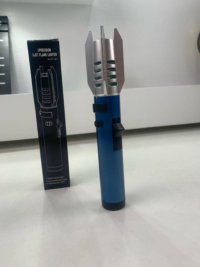 Briquet à flamme droite très puissant coupe-vent – موقد نار محمول - Outillage et Bricolage - صورة 7