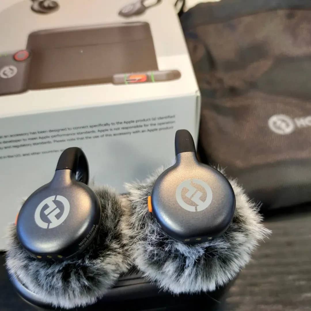 Microphone cravate sans fil Hollyland Lark M2S Combo (récepteur caméra + récepteur USB-C + câble Lightning) - Électronique - صورة 9