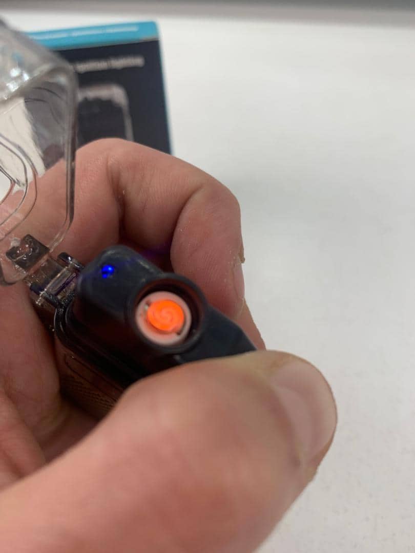 Bri-quet et Lampe Torche LED Portable – مصباح محمول مع ولا-عة - Électronique - صورة 10