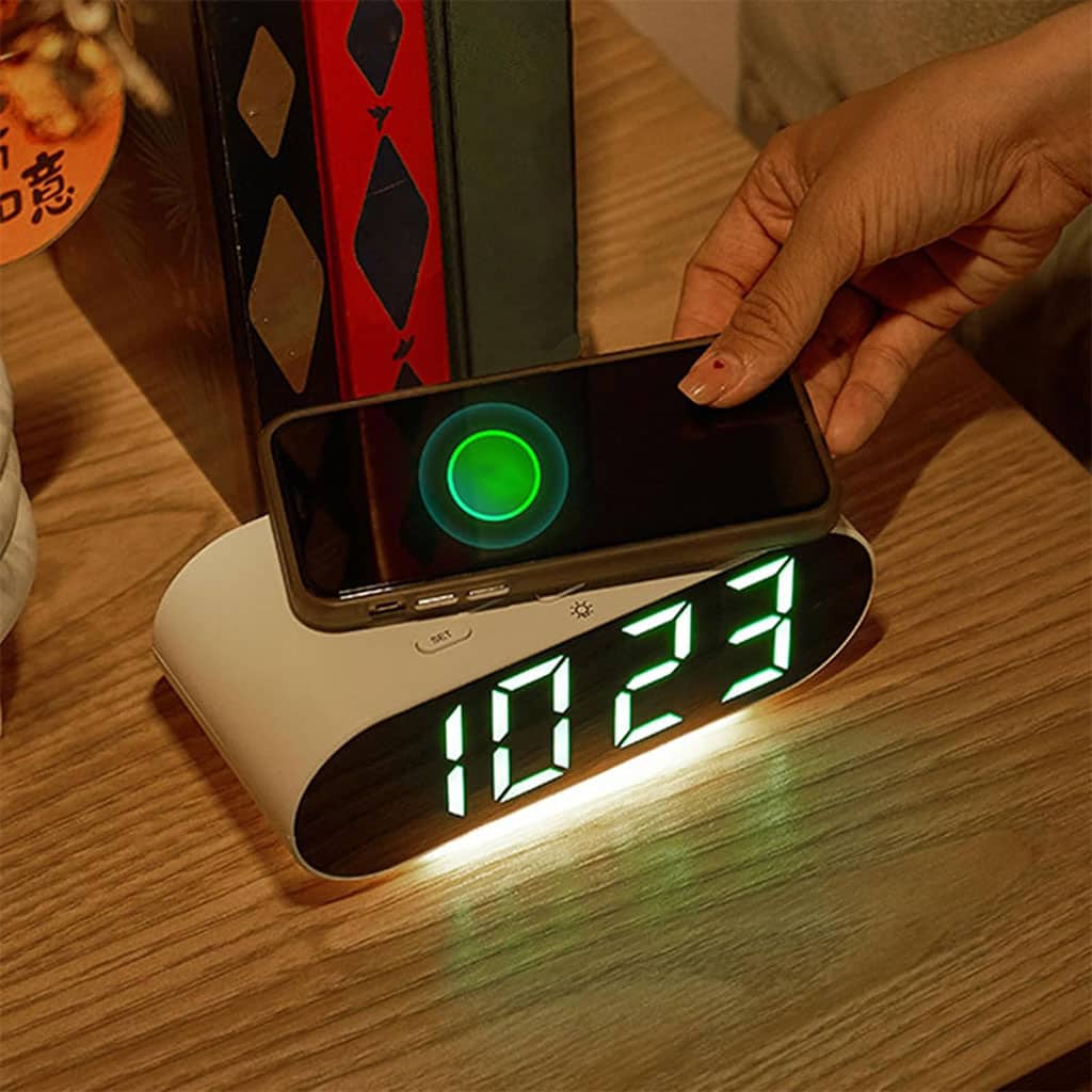 Horloge numérique LED et Chargeur Sans Fil GH9000 – ساعة منبه وشاحن لاسلكي - Électronique - صورة 2