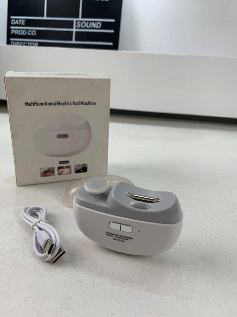 Coupe-ongles électrique 2 en 1 avec lumière LED – جهاز تقليم الأظافر للصغار والكبار - Électronique - صورة 8