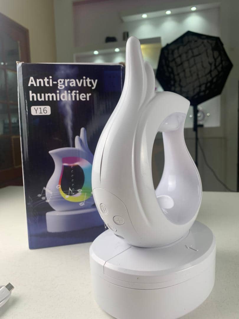 Humidificateur antigravité et haut-parleur Bluetooth RGB en forme de goutte d’eau – معطر جو ومكبر صوت - Électronique - صورة 9