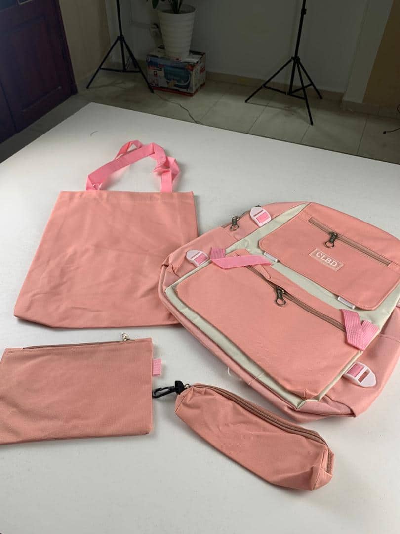 Ensemble de sacs d’école Kawai pour adolescents 4Pcs CLBD V1 Rose – محفظة 4 قطع كاواي وردي - Sac à dos et Mode - صورة 5