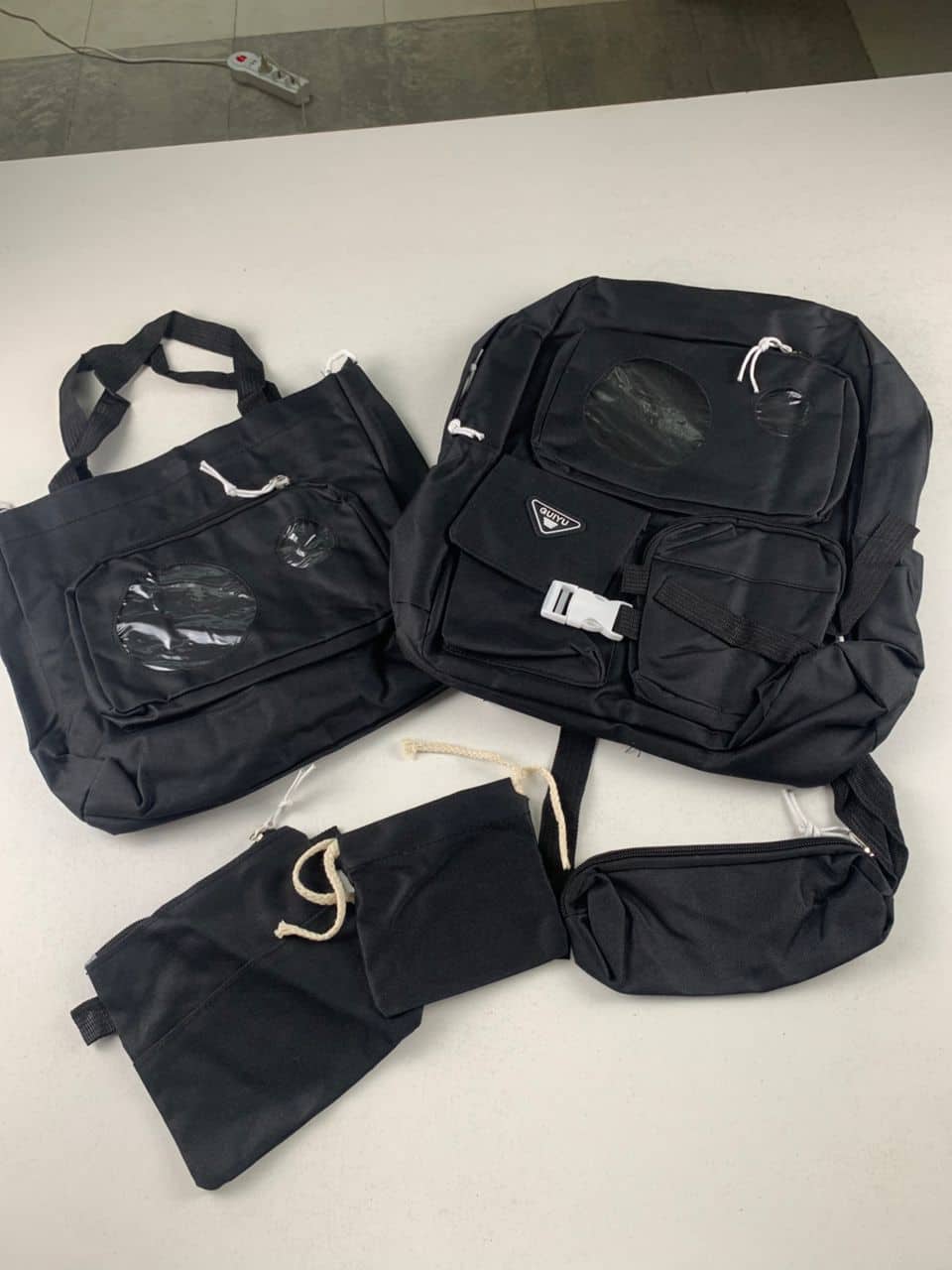 Ensemble de sacs d’école Kawai pour adolescents 5Pcs Guiyu V2 Noir – محفظة 5 قطع كاواي أسود - Sac à dos et Mode - صورة 4