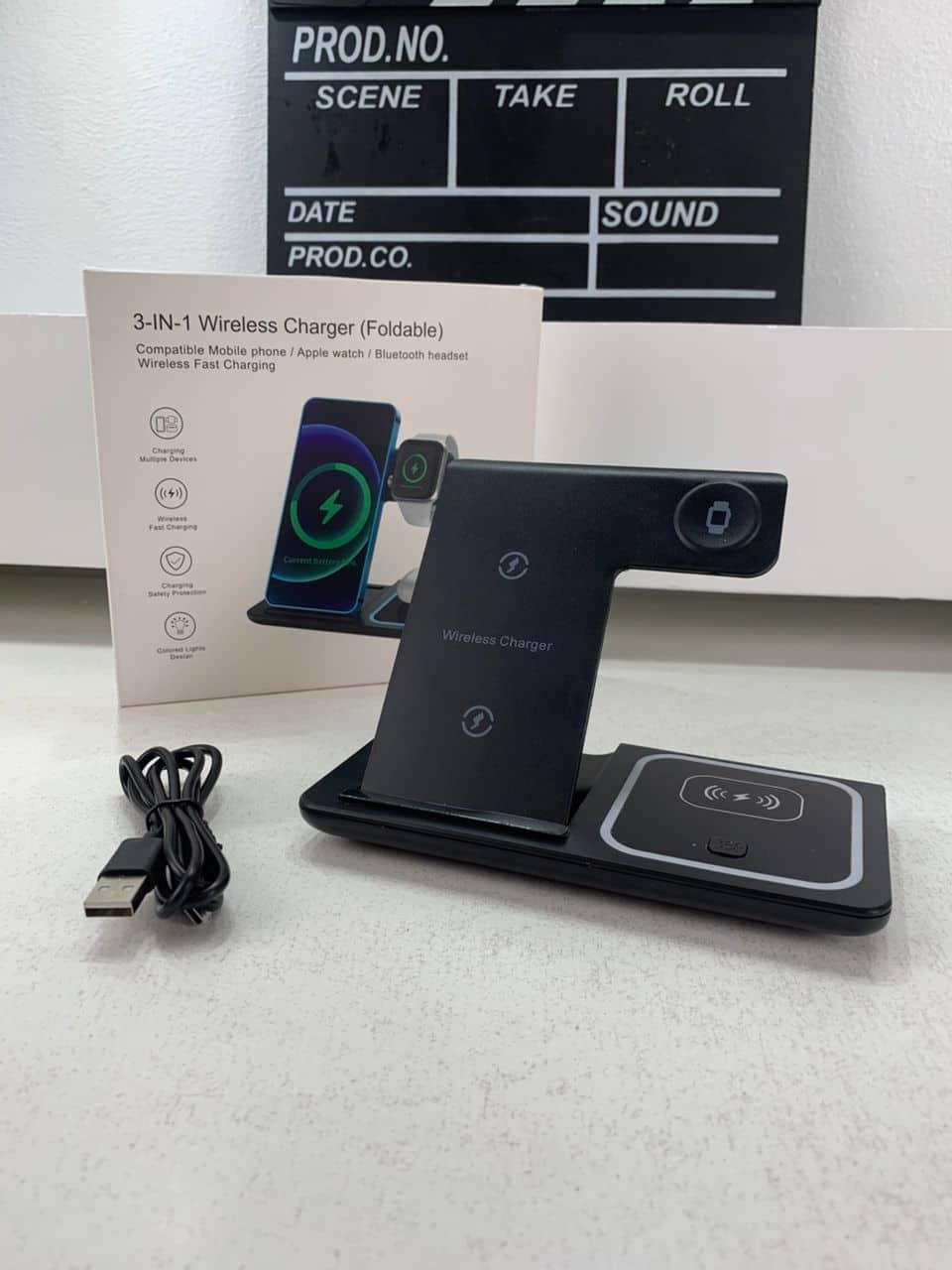 Station de charge sans fil 3 en 1 pour smartphones et appareils électroniques – شاحن لاسلكي للهاتف و الأجهزة الإلكترونية - Électronique - صورة 5