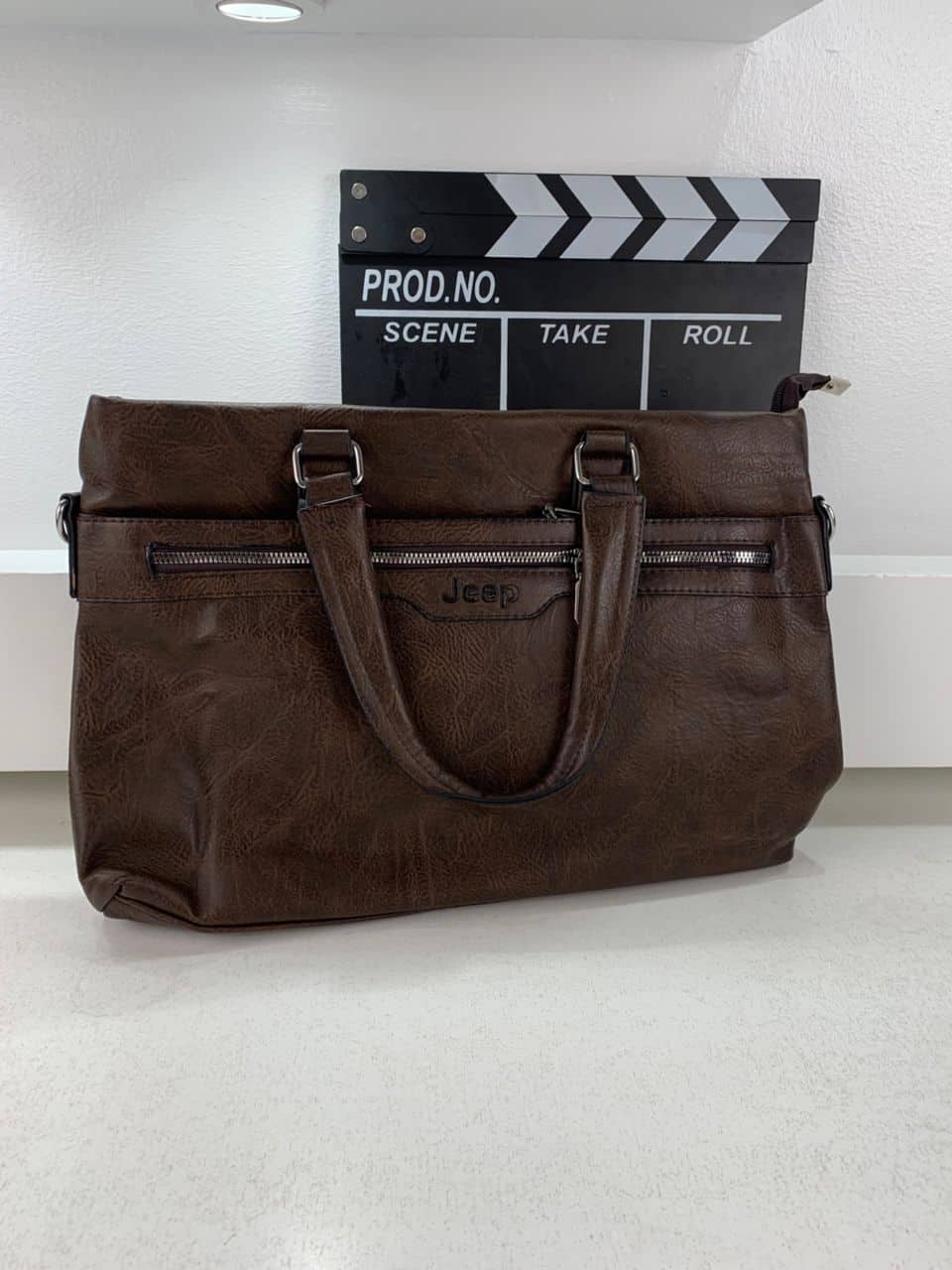 Cartable Homme en Simili Cuir Design Élégant Jeep 180551-12 Marron Foncé – حقيبة جلدية لون بني داكن - Sac à dos et Mode - صورة 3
