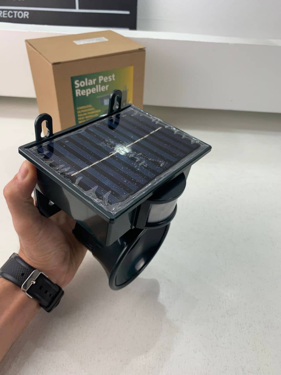 Répulsif solaire sonique pour animaux et oiseaux avec détecteur de mouvement – جهاز طارد للحيونات والطيور - Outillage et Bricolage - صورة 9