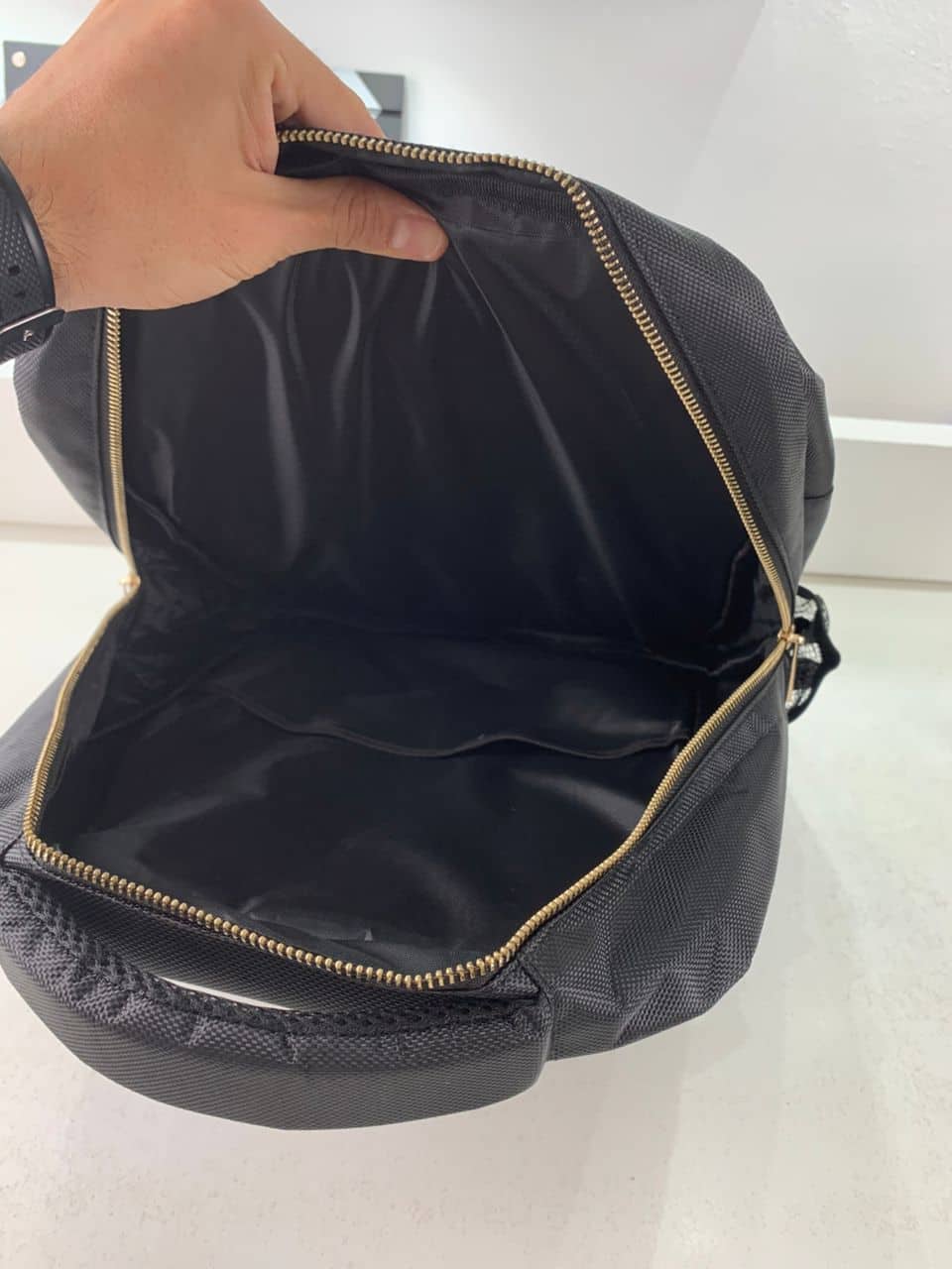 Sac à dos Coiffeur avec des Support pour Tondeuses et Outils Professionnels – حقيبة اغراض الحلاق - Divers - صورة 12