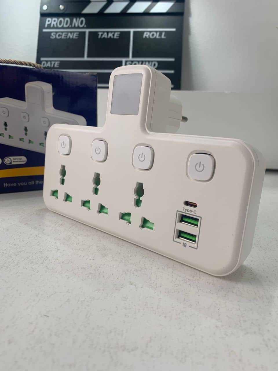 Multiprise Murale LED avec 2 ports USB-A et 1 port USB-C (charge rapide) – مقبس طاقة مقبس طاقة مع منافذ شحن - Outillage et Bricolage - صورة 8