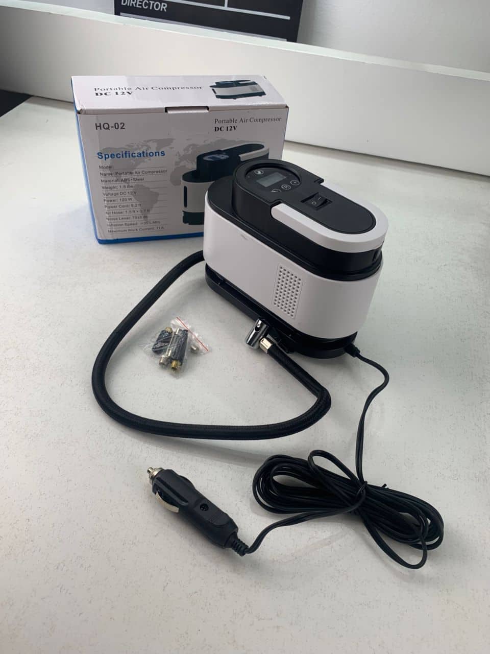 Compresseur d’Air Portable 12V 150 PSI Câble 2,8 m avec Éclairage LED – جهاز نفخ العجلات للسيارة - Accessoires Auto/Moto - صورة 8