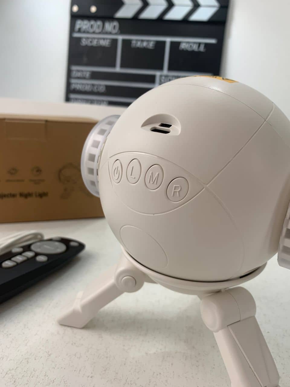 Projecteur Galaxie Astronaute éclairage étoilé réglable à 360° avec télécommande – جهاز عرض نجوم ومكبر صوت - Électronique - صورة 9
