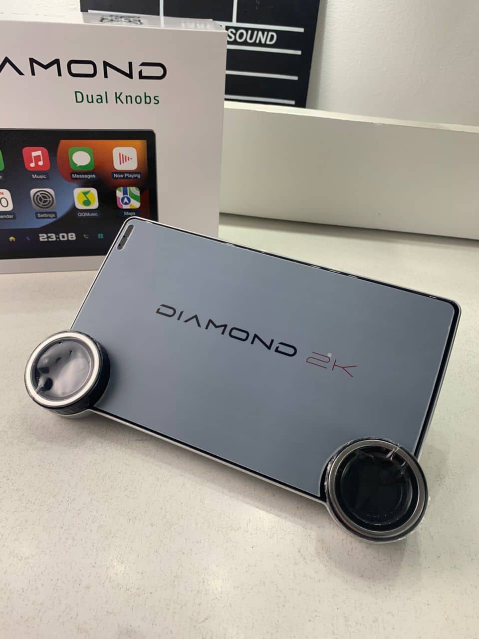 Diamond 2K Écran de voiture Android de 10,1 pouces compatible Apple CarPlay Android Auto – شاشة ذكية للسيارة - Accessoires Auto/Moto - صورة 9