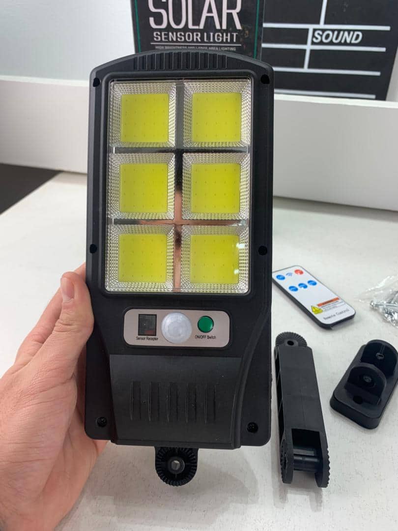 Lampadaires solaires à LED d’extérieur avec détecteur de mouvements – مصباح خارجي يعمل بالطاقة الشمسية - Électronique - صورة 8