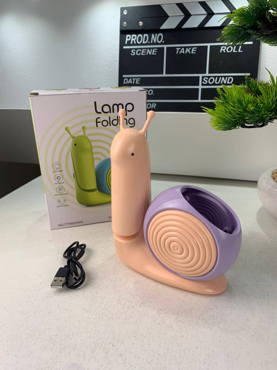 Lampe Veilleuse Escargot Mignonne LED avec Porte-stylo – مصباح على شكل حلزون لمكتب الأطفال - Électronique - صورة 8