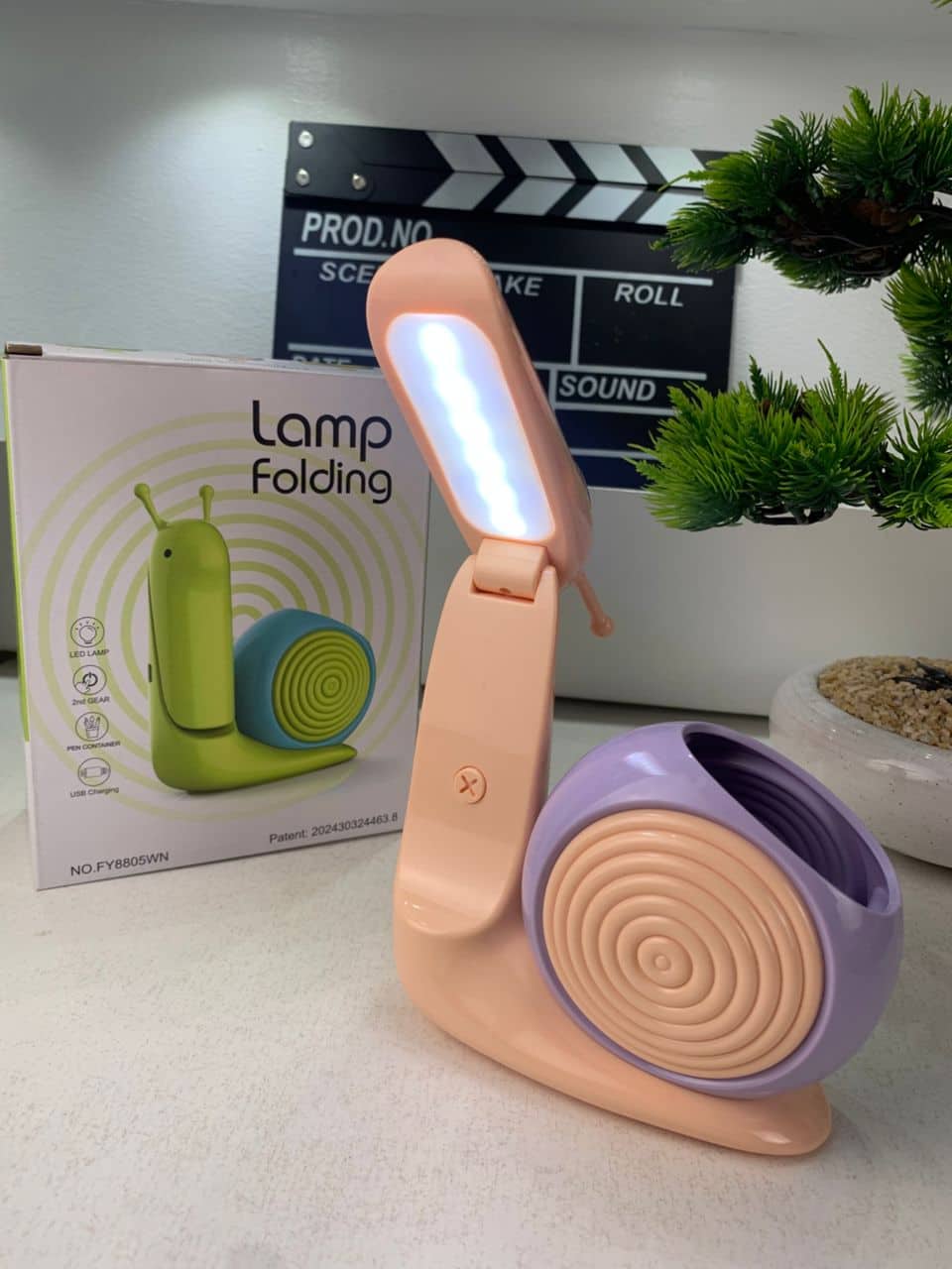 Lampe Veilleuse Escargot Mignonne LED avec Porte-stylo – مصباح على شكل حلزون لمكتب الأطفال - Électronique - صورة 10