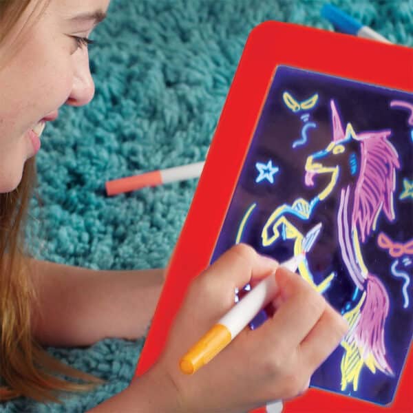 Tablette à dessin magique 3D avec lumière LED et stylo aquarelle – لوحة رسم ثلاثية الأبعاد مزودة بإضاءة أقلام مائية ملونة - Jouet & Gaming - صورة 6