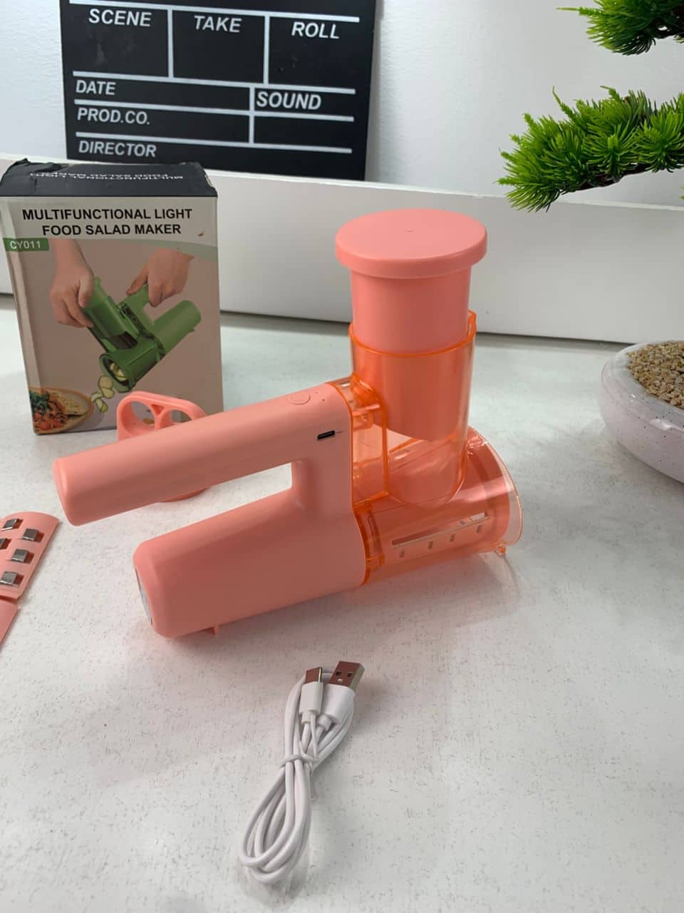 Trancheuse à électrique multifonctionnelle pour légumes et fruits – جهاز تقطيع الخضر والفواكه - Cuisine - صورة 8
