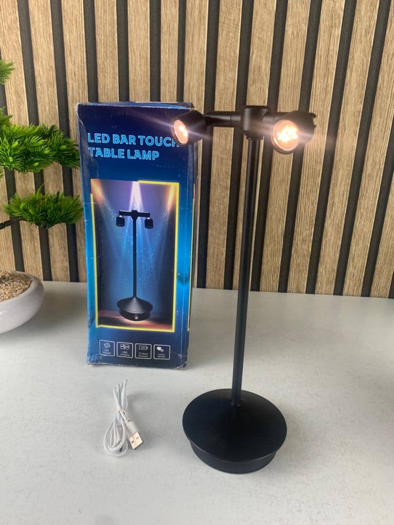 Lampe de bureau LED rétro à double tête rotative à 360 degré – مصباح مكتب بعدة أوضاع إضاءة - Décoration - صورة 10