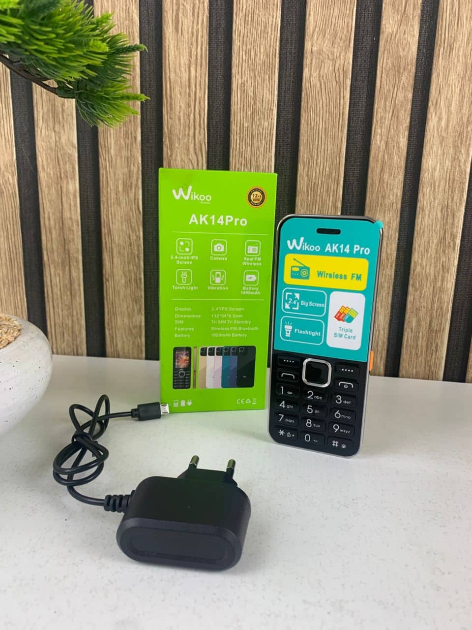 Téléphone Portable Wikoo AK14 Pro Triple SIM – هاتف نقال - Électronique - صورة 2