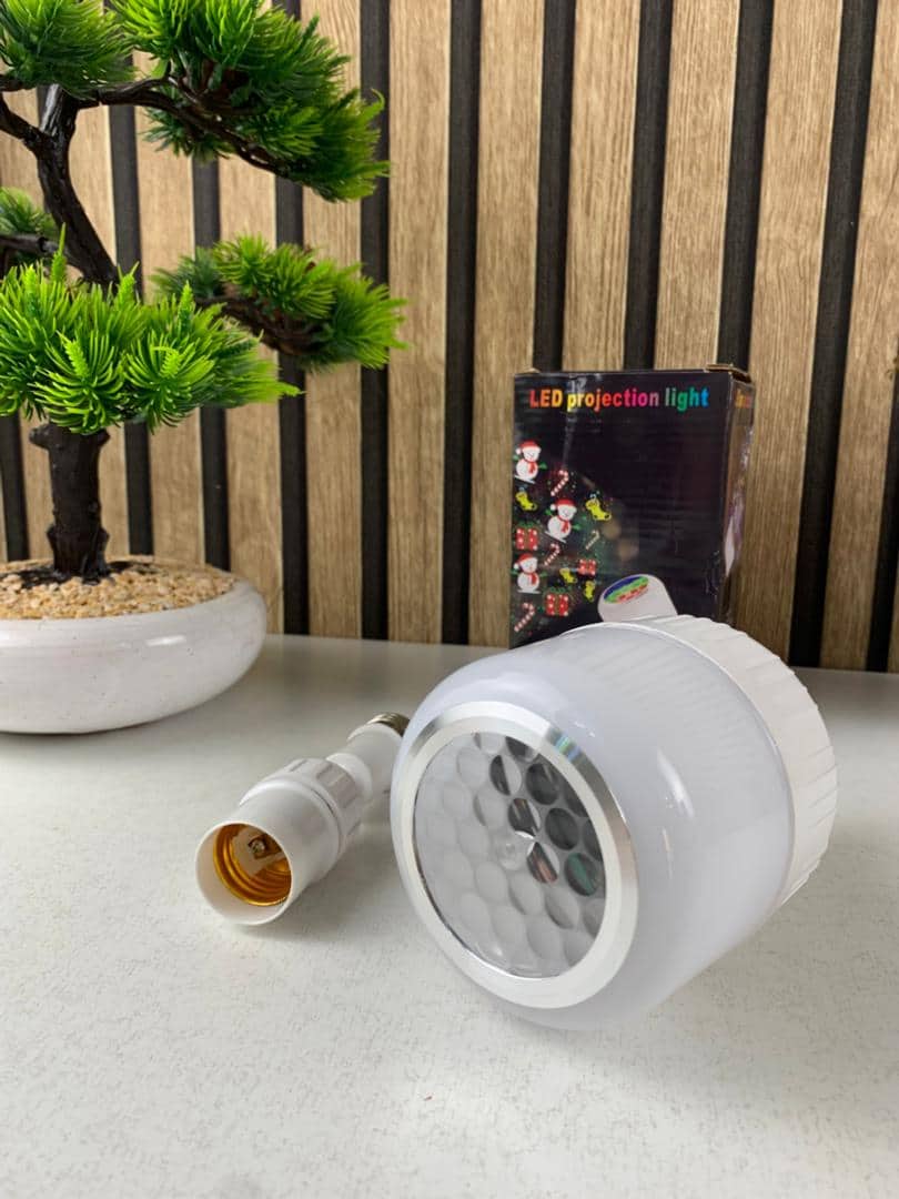 Ampoule de projection LED avec des dessins animé pour chambre d’enfants – مصباح غرفة الأطفال - Divers - صورة 4