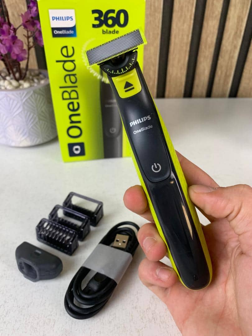 Philips OneBlade QP2427/23 Tondeuse Rechargeable Original – ماكينة حلاقة أصلية للرجال - Électronique - صورة 8