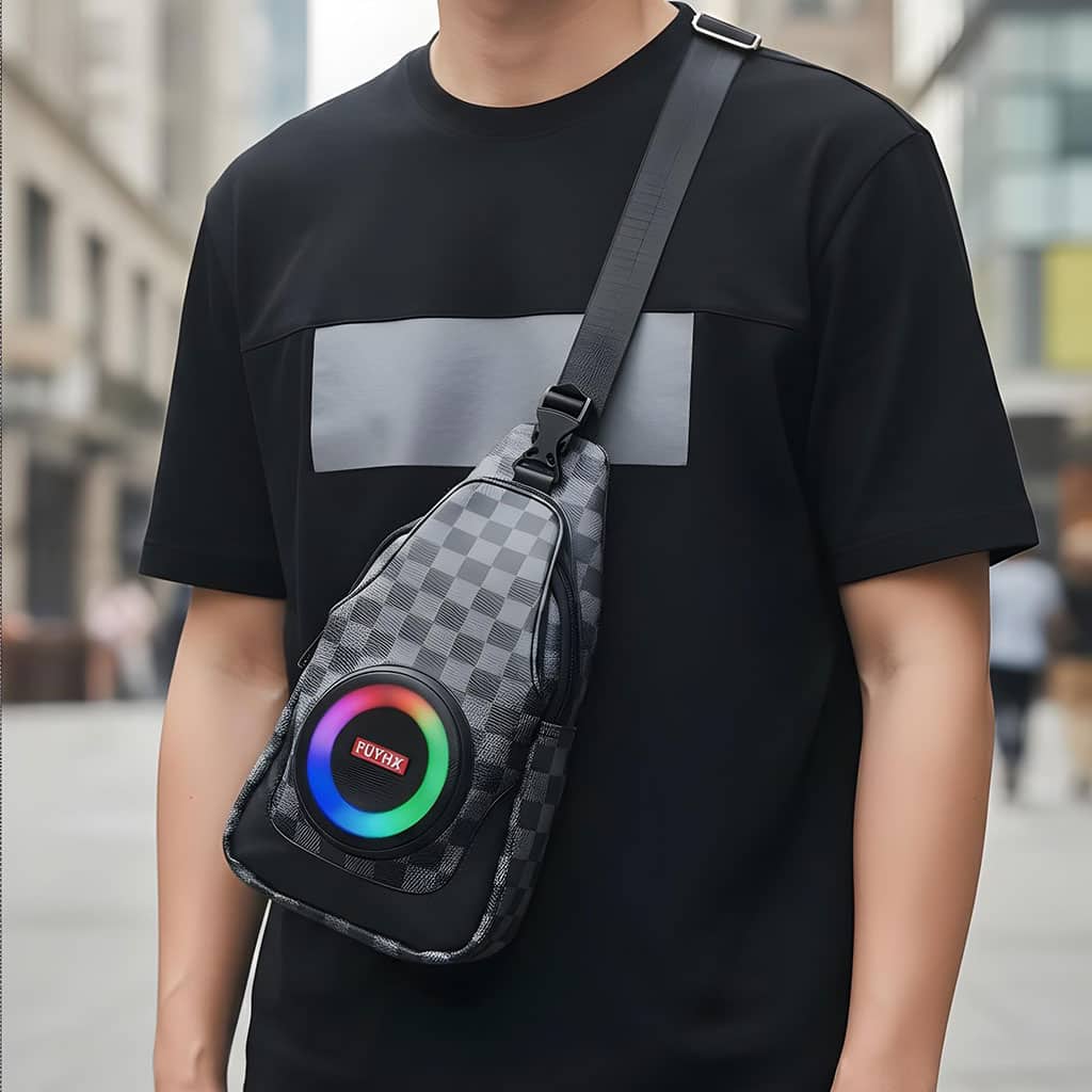 Sac à Bandoulière avec Haut Parleur Bluetooth Rechargeable RGB CH-M818 – حقيبة رجالية مع مكبر صوت بلوتوث مدمج - Électronique - صورة 6
