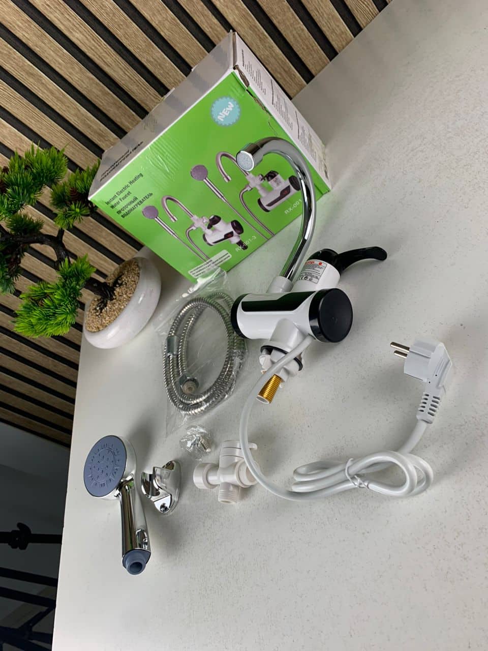 Robinet chauffant électrique avec douchette pour salle de bain – سخان مياه سريع للحمام - Maison - صورة 6