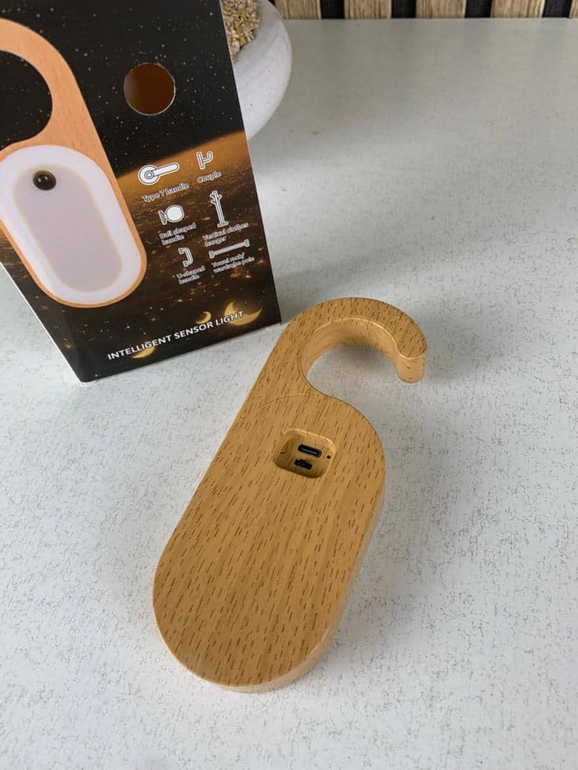 Veilleuse de porte en bois portable avec détecteur de mouvement – مصباح مقبض الباب - Maison - صورة 3