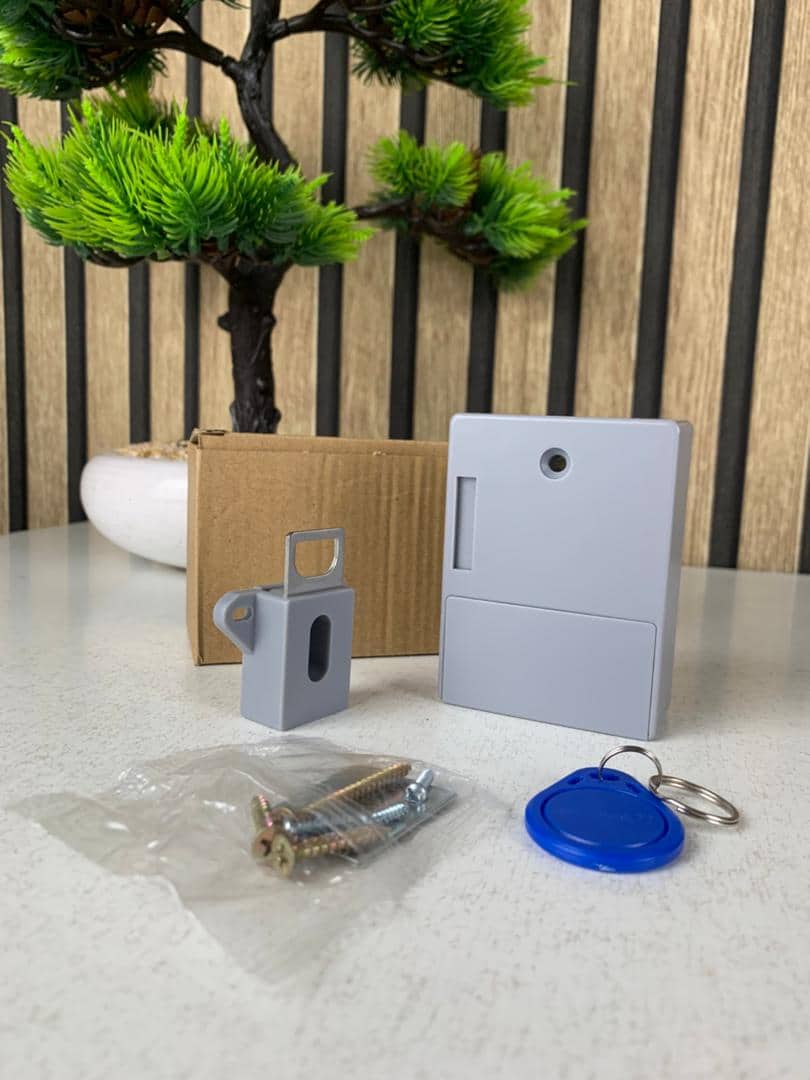 Serrure électronique d’armoire avec carte de déverrouillage – قفل درج ذكي مع بطاقة فتح - Électronique - صورة 8