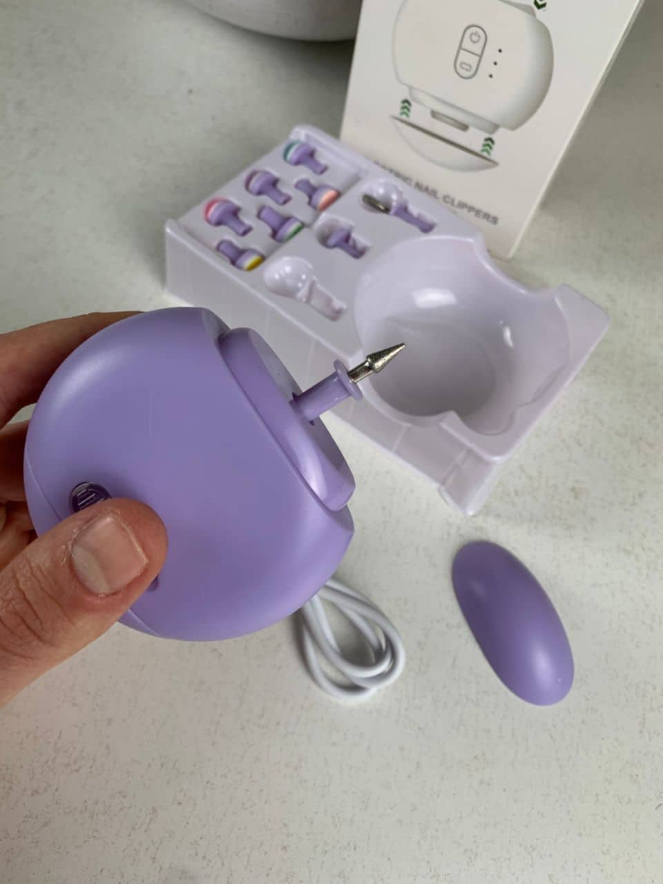 Coupe-ongles et lime à ongles électriques avec 9 têtes – جهاز قص الأظافر - Soins et Beauté - صورة 10